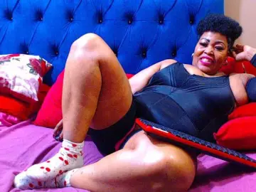 Bongacams Best Webcam of Ebonycandy10