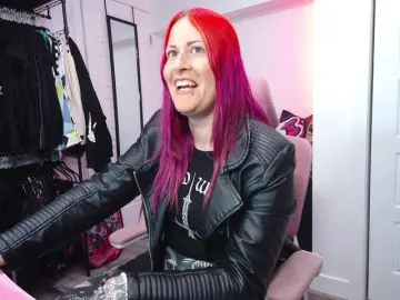 Bongacams Watch Live Sex Cams of gennyrock