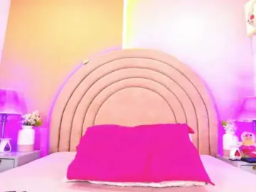 Bongacams Sex Cam of KikiiSweet