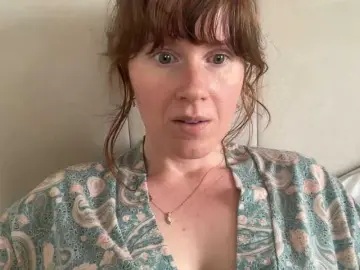 Bongacams Free Live Porn of REDHEADROSIE
