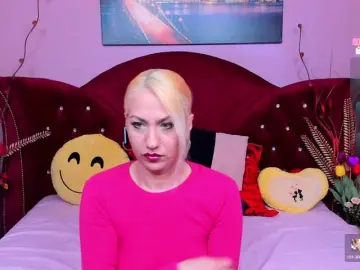 Bongacams Free Live Porn of Sensualass77