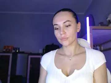 Bongacams Live Porn of QWEENII