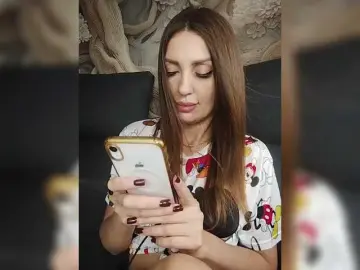 Bongacams Watch Live Sex Cams of SexyKitty75-1