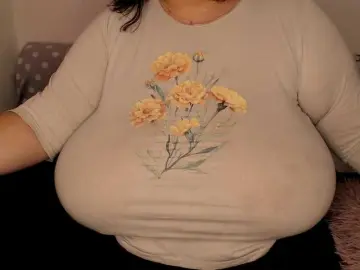 Bongacams Best Webcam of Mayabigtitss