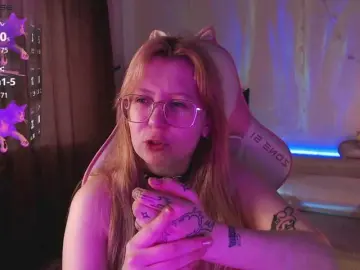 Bongacams Free Live Porn of henby-streams