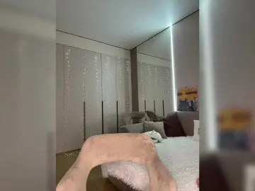 Bongacams Watch Live Sex Cams of ArinaSmile