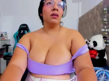 Bongacams Live Sex Cam of luluferrerr