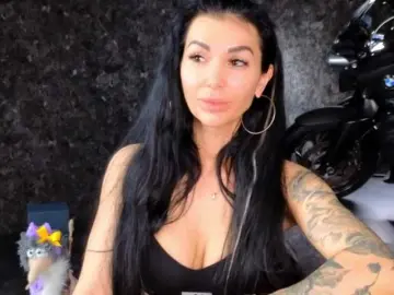 Bongacams Free Porn Cam of -BABAYAGA-