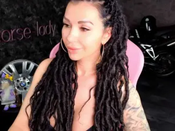Bongacams Free Porn Cam of -BABAYAGA-