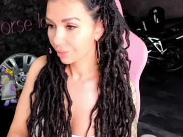 Bongacams Private Sex Chat of -BABAYAGA-