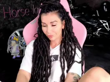 Bongacams Free Porn Cam of -BABAYAGA-