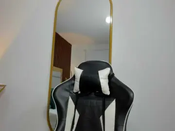 Bongacams Live Sex Cam of maroly-21