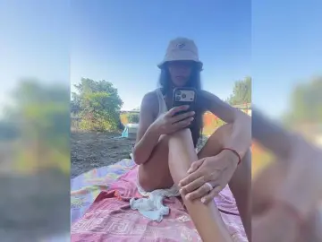 Bongacams Live Sex Cam of ALYA-01