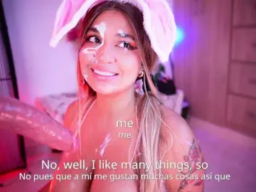 Bongacams Free Live Porn of Littlesophie1