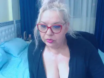 Bongacams Sex Cam of SonyaHotMilf