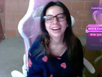 Bongacams Nude Webcam of Maggie-Fox