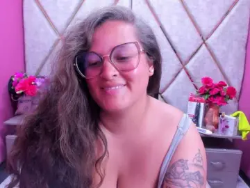 Bongacams Free Porn Cam of SaraThonson