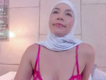 Bongacams Best live sex cam show of amira-s