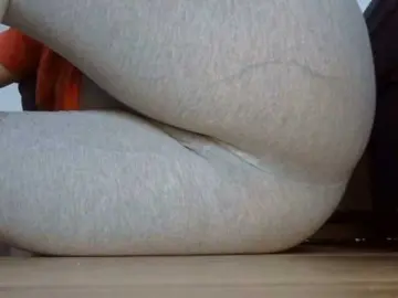 Bongacams Watch Live Sex Cams of YourDesire36