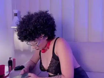 Bongacams Adult Webcams of SugarIn-MyPancakes