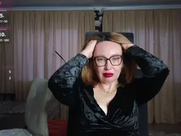 Bongacams Nude Webcam of Pink-Lips