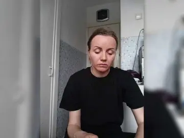 Bongacams Free Live Porn of Alenushka888