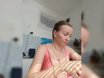 Bongacams Sex Cam of Alenushka888