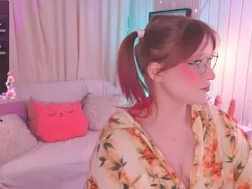 Bongacams Adult Video Chat of CrazyWine