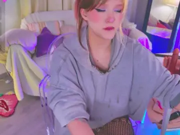 Bongacams Live Sex of CrazyWine