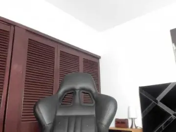 Bongacams Nude Webcam of NauthyNahomi