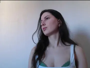 Bongacams Nude Webcam of Hot-lina