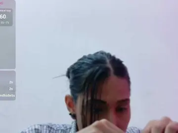 Bongacams Watch Live Sex Cams of yourcuteneighbourr