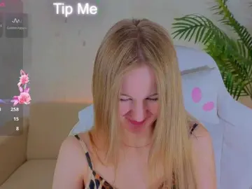 Bongacams Sex Chat of Kiana-White