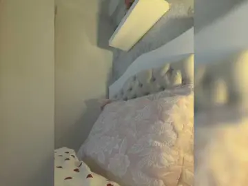 Bongacams Live Sex Cam of SallyeLeins