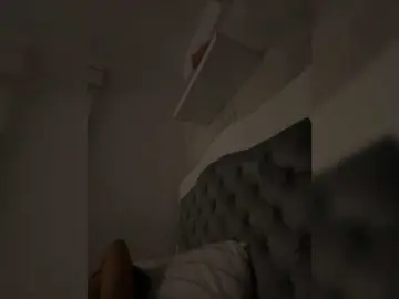 Bongacams Free Porn Cam of SallyeLeins