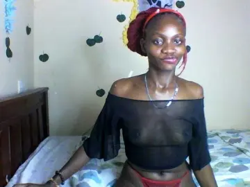 Bongacams Watch Live Sex Cams of Luna-Noir
