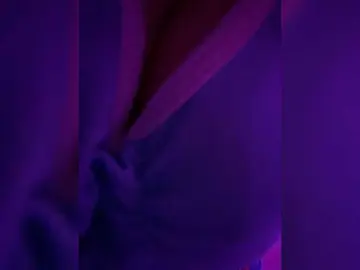 Bongacams Best Webcam of LittleToxic