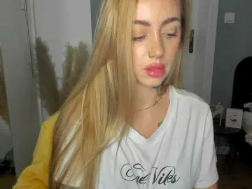 Bongacams Live Sex Cam of SEXYcoralie