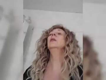 Bongacams Live Sex of mery8poppins