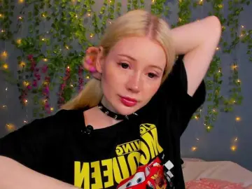 Bongacams Best live sex cam show of LillieBerry