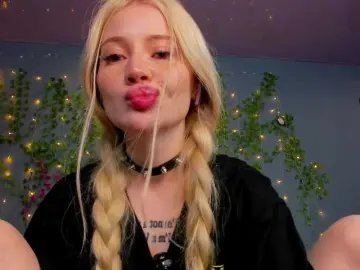 Bongacams Sex Chat of LillieBerry