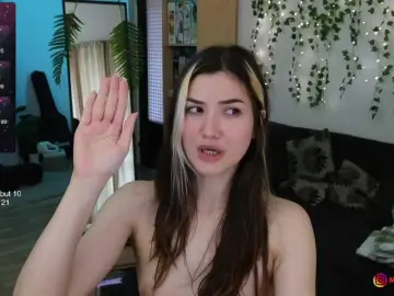 Bongacams Free Live Porn of monikavenom