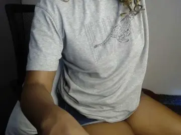 Bongacams Adult Video Chat of midnighttempt