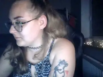 Bongacams Best live sex cam show of LucyKiss