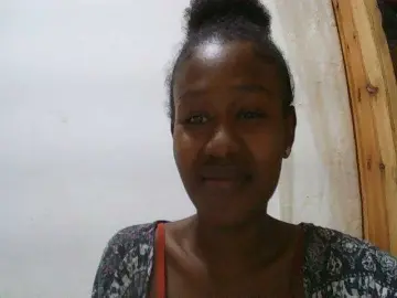 Bongacams Watch Live Sex Cams of Zinah1