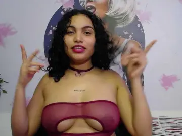 Bongacams Nude Webcam of valeria-martinez19