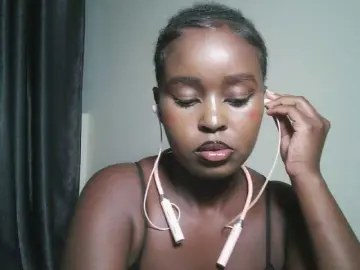 Bongacams Free Live Porn of Spiceynelly