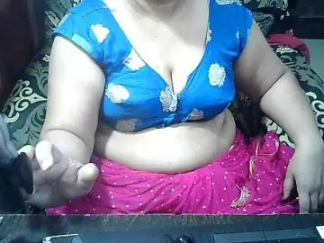 Bongacams Sex Chat of Indianbhabhimilf40