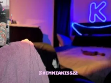 Bongacams Nude Webcam of Kimmiakiss22