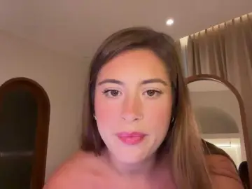 Bongacams Sex Cam of karinaaaxx